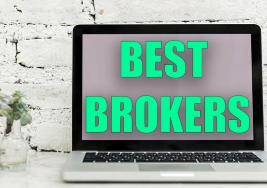 Important Factors to Consider while Selecting Online Stock Brokers