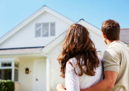 Home Buying Tips for Newlywed Couples